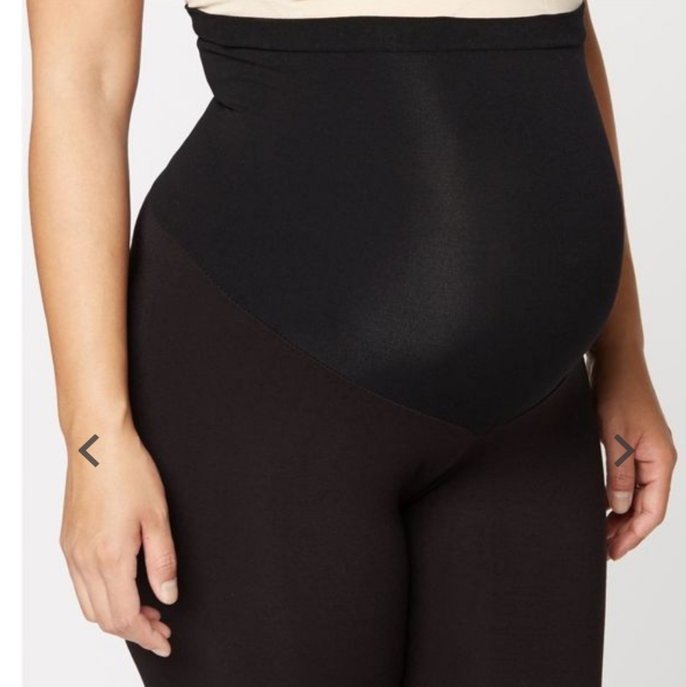 A pea in the pod secret fit black leggings